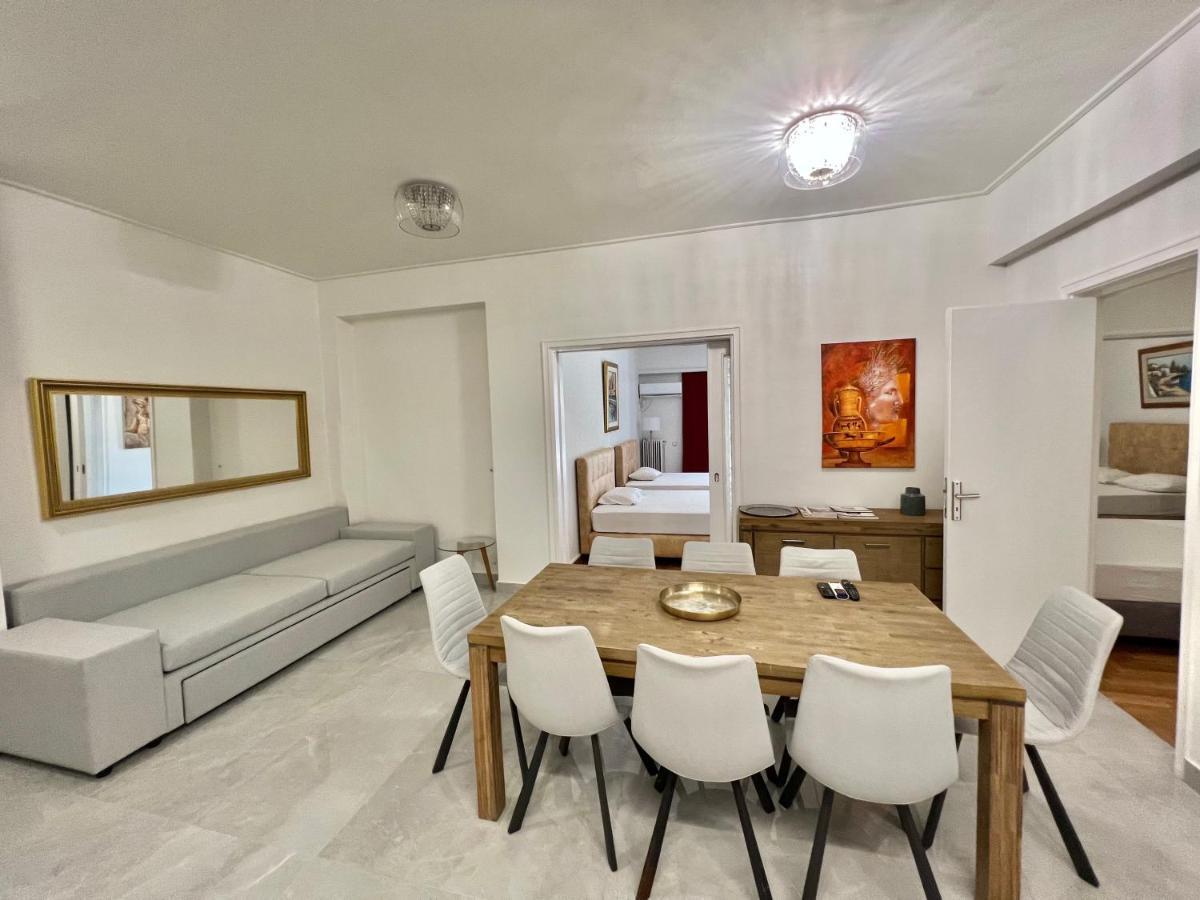 Victoria Grand Palace Apartments Atene Esterno foto