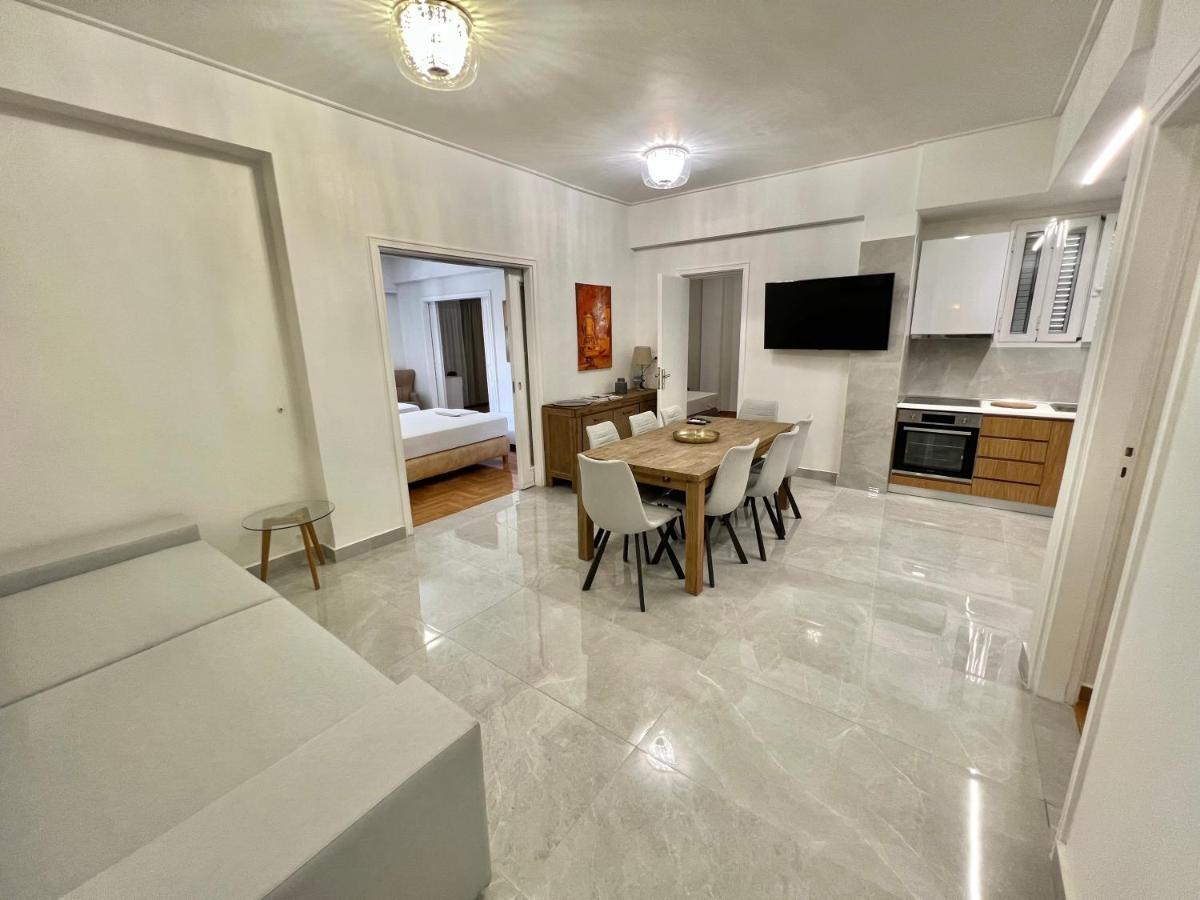 Victoria Grand Palace Apartments Atene Esterno foto