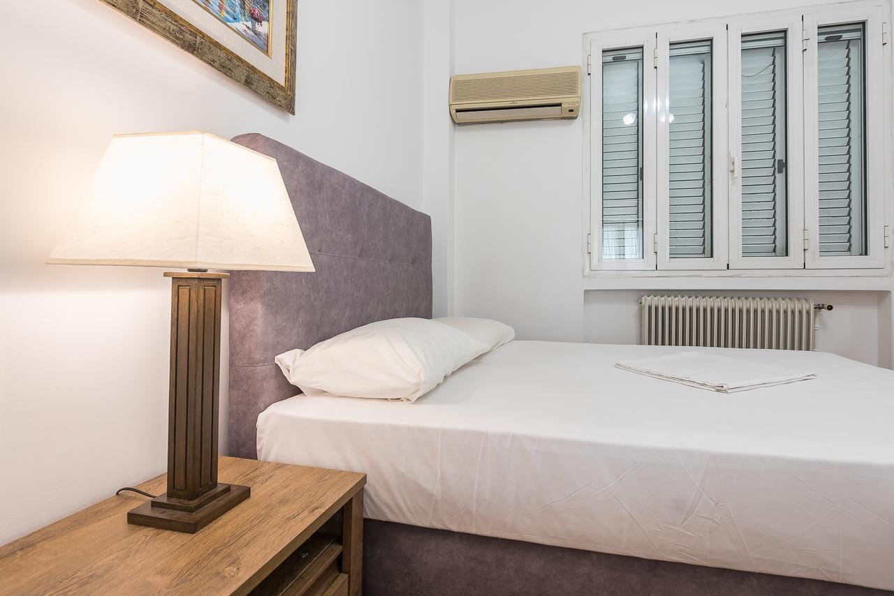 Victoria Grand Palace Apartments Atene Esterno foto